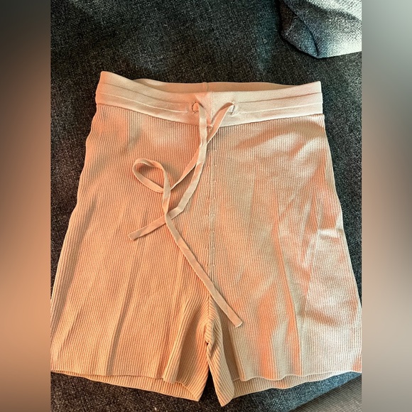 oh Polly ribbed mini shorts - Picture 3 of 3